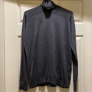 Zara gray wool turtleneck sweater (sz l)